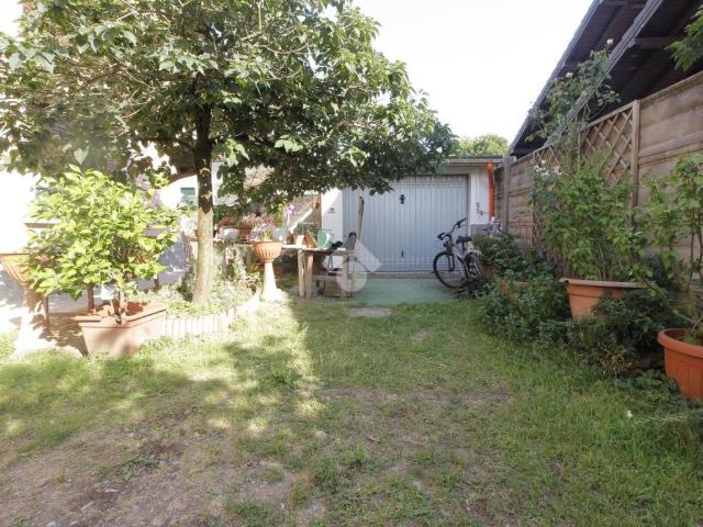 Casa indipendente in vendita a Cerro Maggiore MI