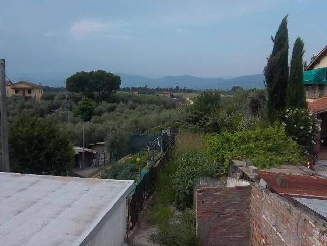 Casa indipendente in vendita a Cerreto Guidi FI