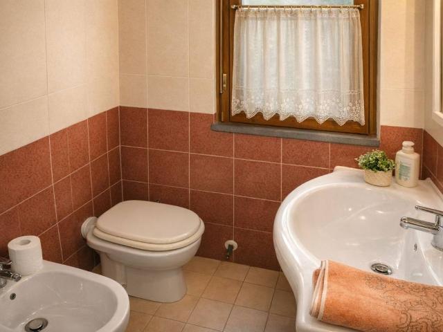 Casa indipendente in vendita a Cerreto Guidi FI