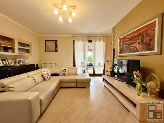 Casa indipendente in vendita a Cerreto Guidi FI