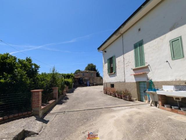 Casa indipendente in vendita a Cerreto Guidi, Lazzeretto