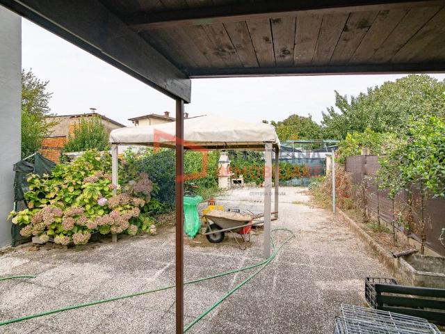 Casa indipendente in vendita a Certosa di Pavia PV