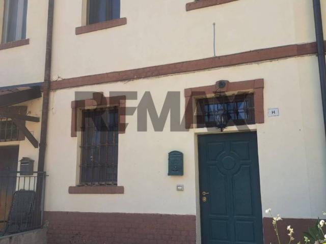 Casa indipendente in vendita a Certosa di Pavia PV
