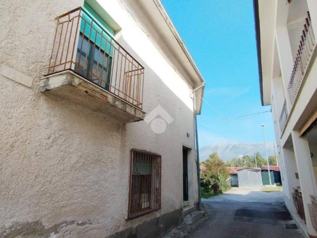 Casa indipendente in vendita a Cervaro FR