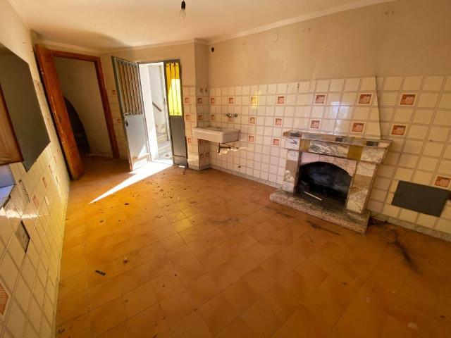 Casa indipendente in vendita a Cervinara AV