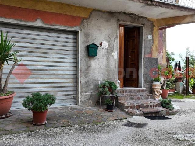 Casa indipendente in vendita a Cervinara AV