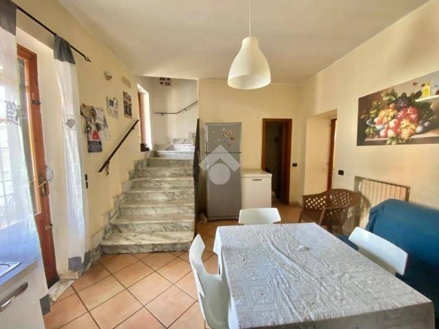 Casa indipendente in vendita a Cervinara AV