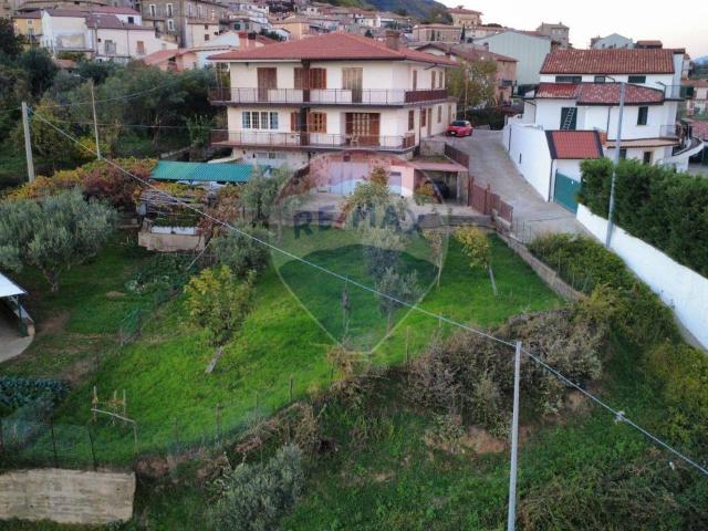 Casa indipendente in vendita a Cerzeto