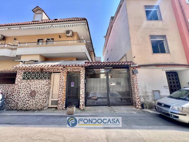 Casa indipendente in vendita a Cesa