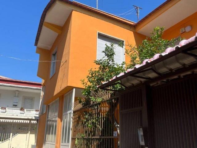 Casa indipendente in vendita a Cesa CE