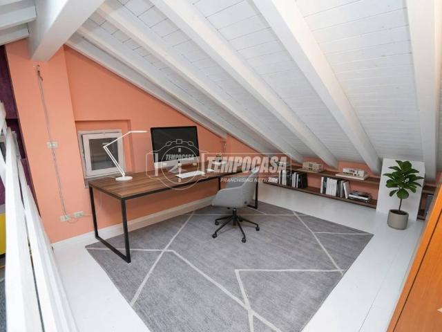 Casa indipendente in vendita a Cesate MI