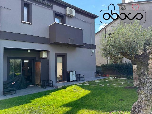 Casa indipendente in vendita a Cesena FC