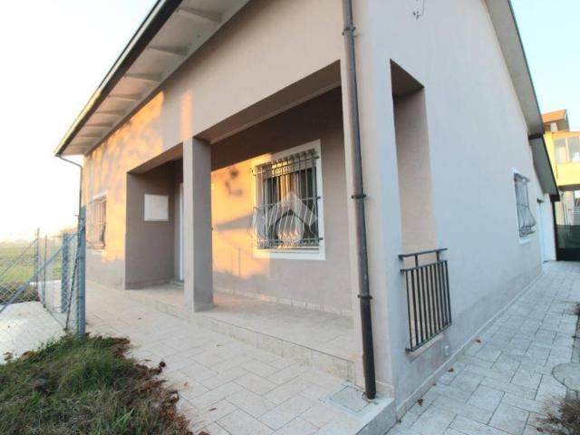 Casa indipendente in vendita a Cesena FC