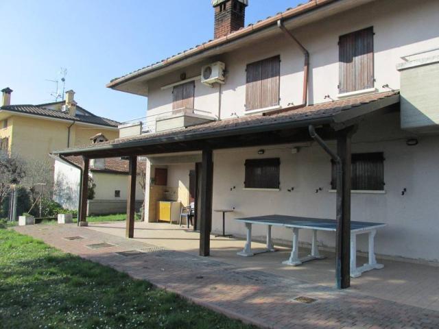 Casa indipendente in vendita a Cesena FC