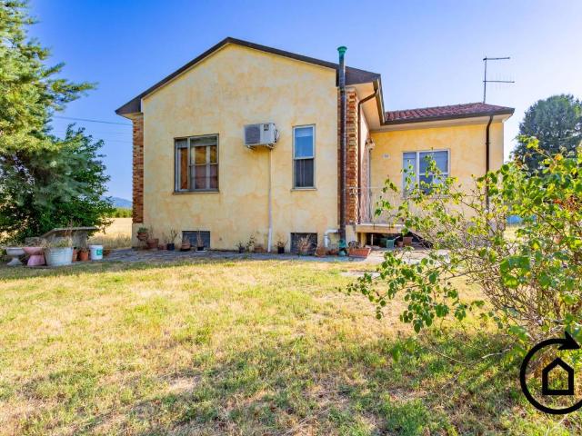 Casa indipendente in vendita a Cesena FC