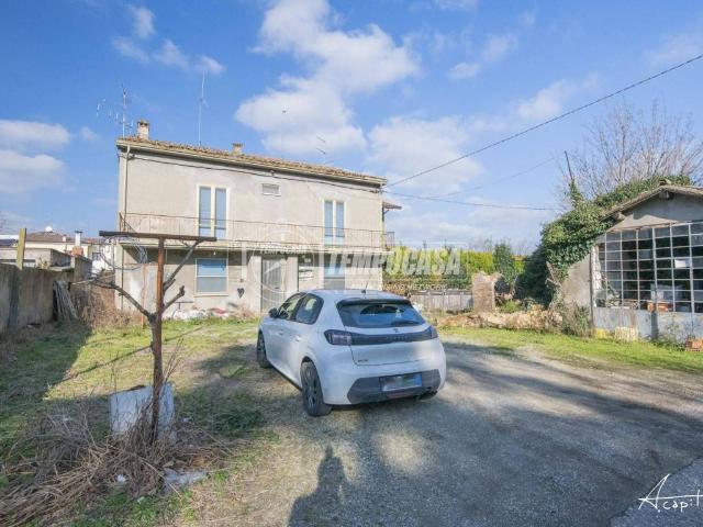 Casa indipendente in vendita a Cesena FC