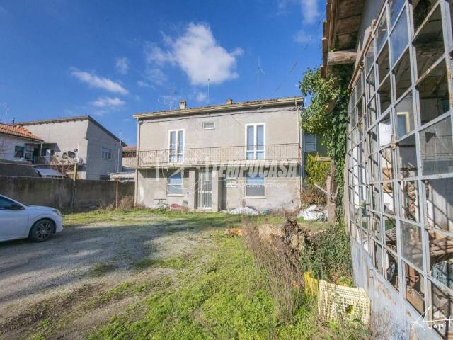 Casa indipendente in vendita a Cesena FC