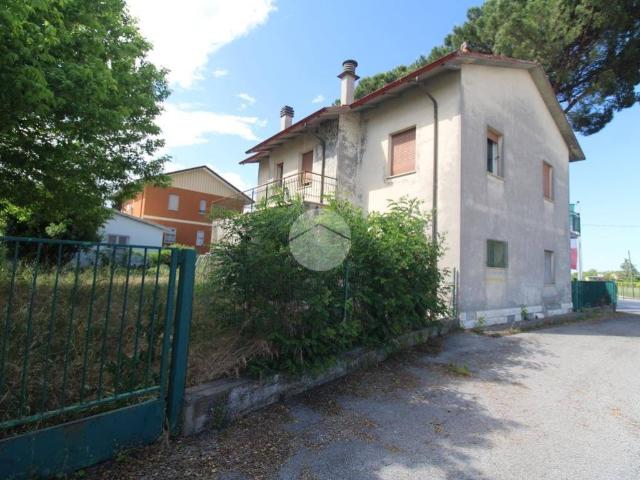 Casa indipendente in vendita a Cesena FC