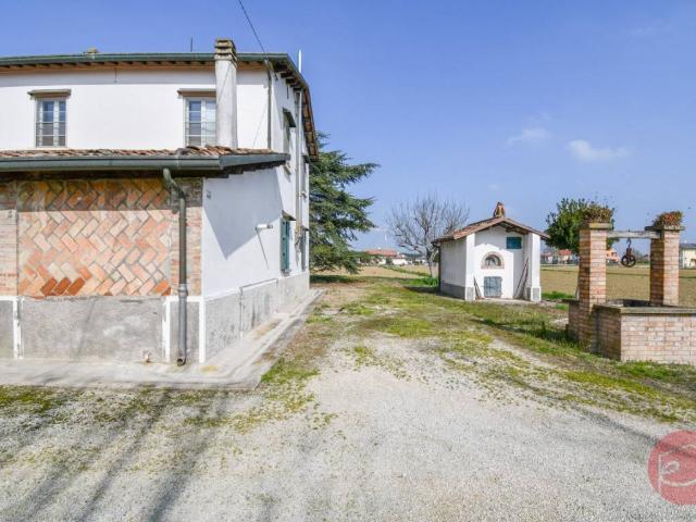 Casa indipendente in vendita a Cesena FC