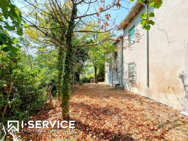 Casa indipendente in vendita a Cesena FC