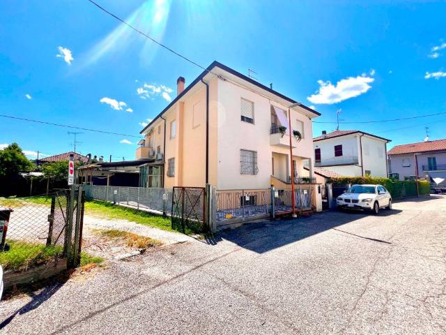 Casa indipendente in vendita a Cesena FC