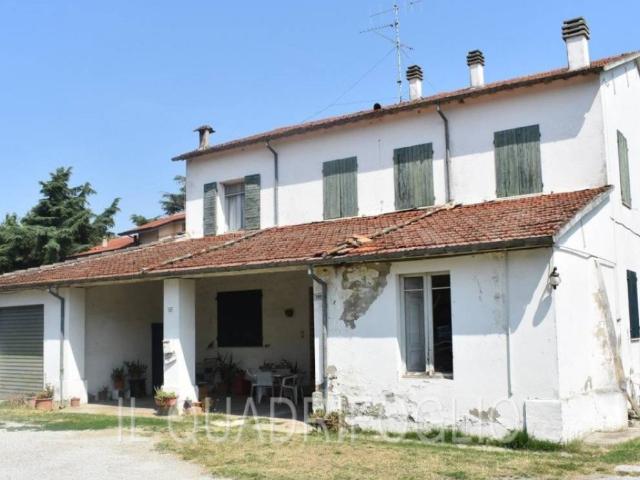Casa indipendente in vendita a Cesena FC