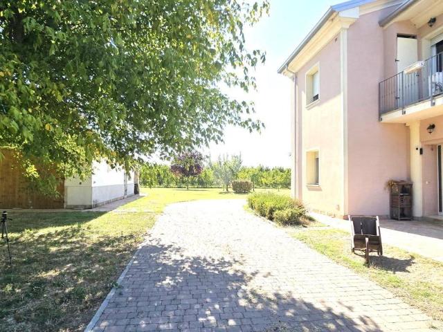 Casa indipendente in vendita a Cesena FC