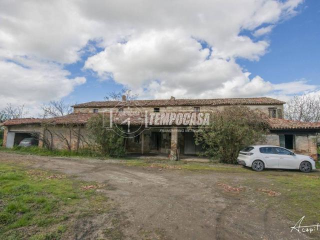 Casa indipendente in vendita a Cesena FC