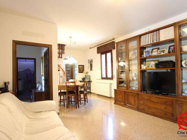 Casa indipendente in vendita a Cesena