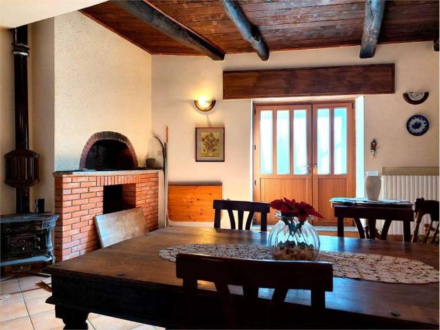 Casa indipendente in vendita a Cesio IM