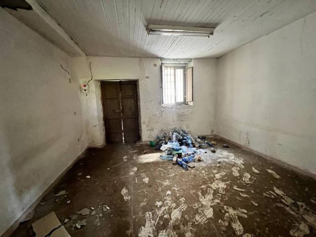 Casa indipendente in vendita a Cessaniti VV