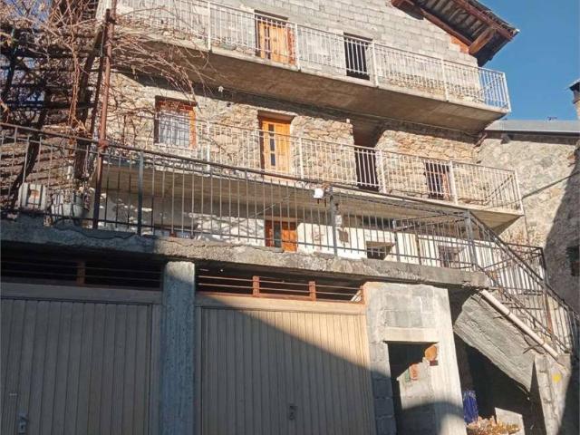 Casa indipendente in vendita a Challand Saint Victor AO