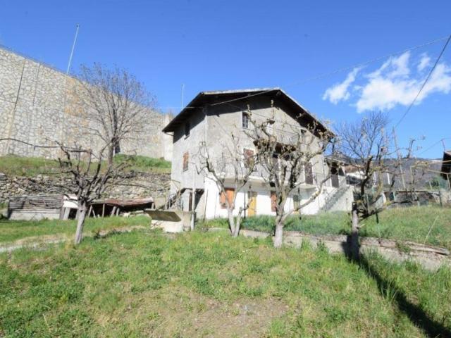 Casa indipendente in vendita a Chatillon AO