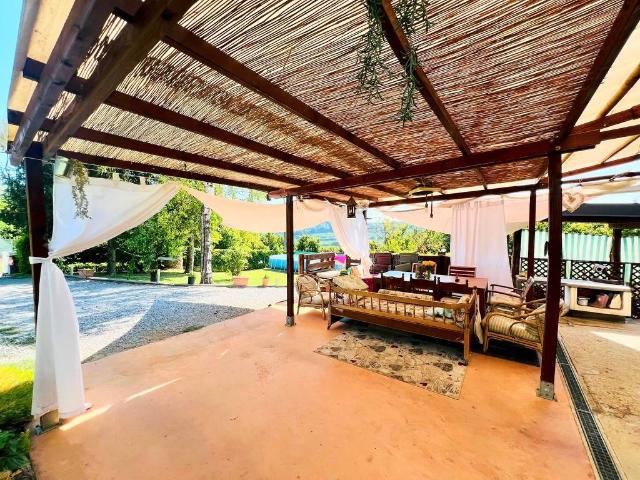 Casa indipendente in vendita a Cherasco CN