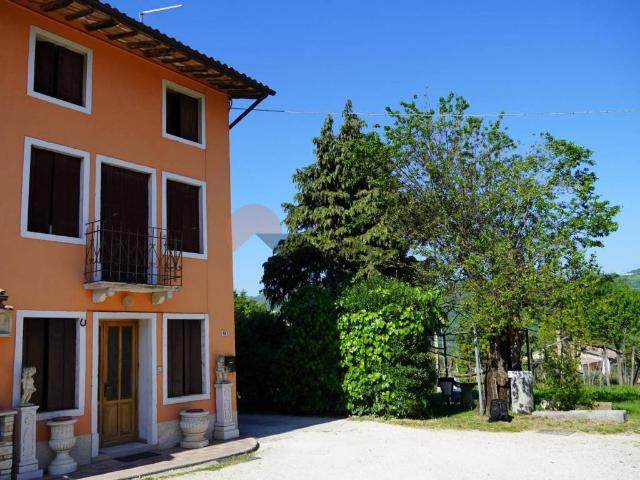 Casa indipendente in vendita a Chiampo VI