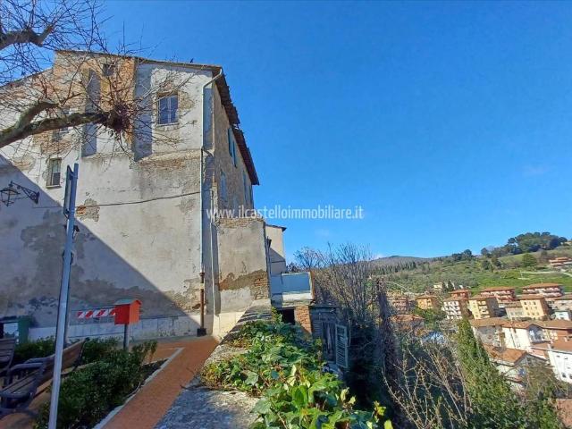 Casa indipendente in vendita a Chianciano Terme SI