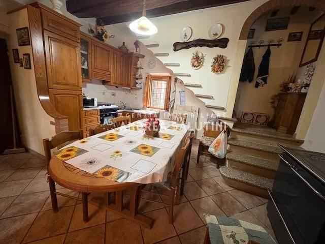 Casa indipendente in vendita a Chianni PI