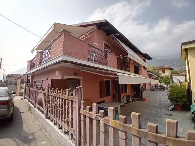 Casa indipendente in vendita a Chianocco TO