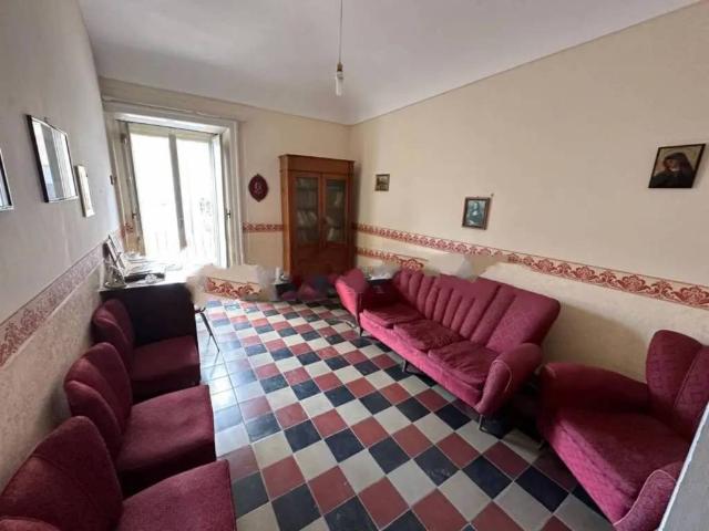 Casa indipendente in vendita a Chiaramonte Gulfi RG