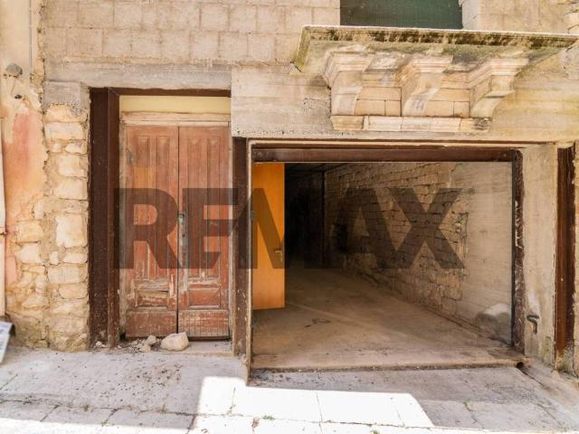 Casa indipendente in vendita a Chiaramonte Gulfi RG