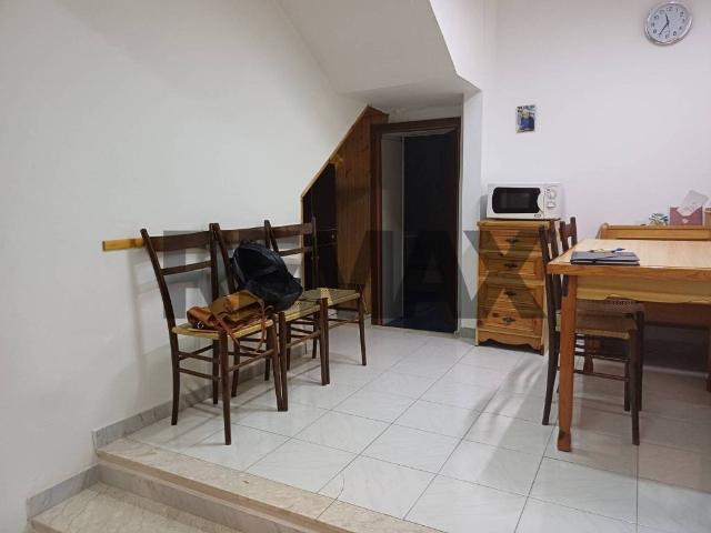 Casa indipendente in vendita a Chiaramonte Gulfi RG