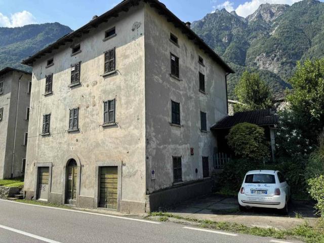 Casa indipendente in vendita a Chiavenna SO