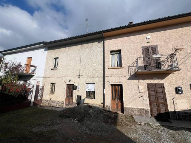 Casa indipendente in vendita a Chignolo Po PV