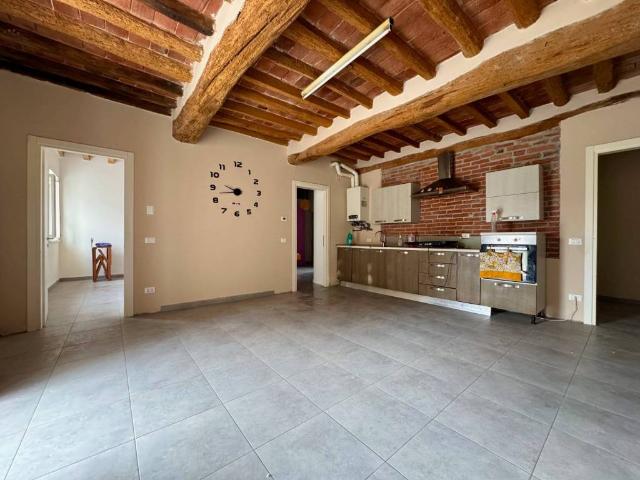 Casa indipendente in vendita a Chignolo Po PV