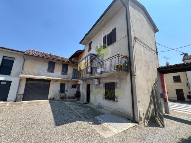 Casa indipendente in vendita a Chignolo Po PV