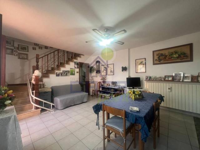 Casa indipendente in vendita a Chignolo Po PV