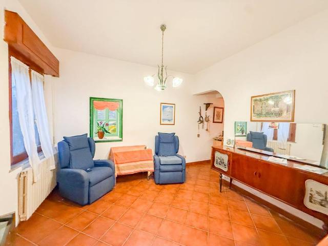 Casa indipendente in vendita a Chiesina Uzzanese PT