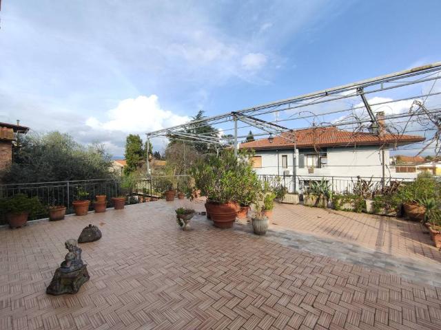 Casa indipendente in vendita a Chiesina Uzzanese PT