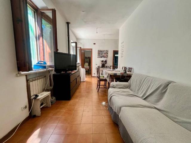 Casa indipendente in vendita a Chiesina Uzzanese PT