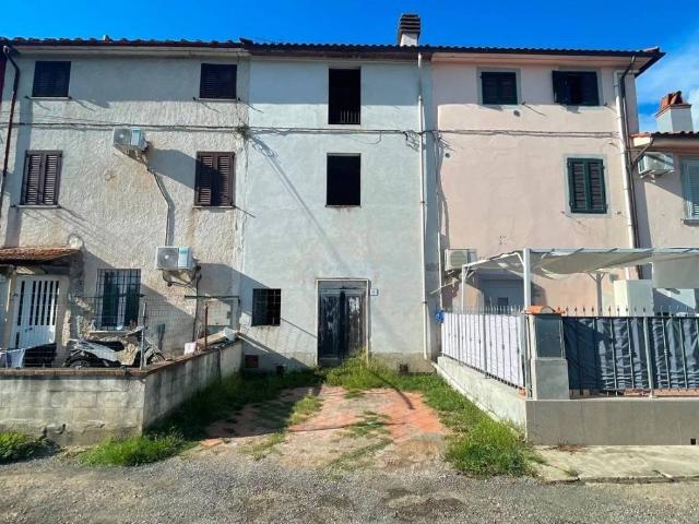 Casa indipendente in vendita a Chiesina Uzzanese PT